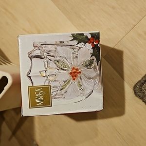 Mikasa cut glass holiday bloom